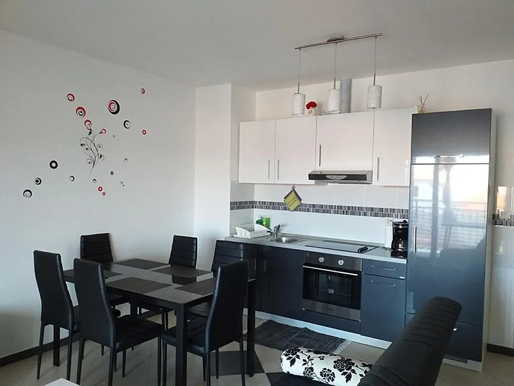 Apartments With A Parking Space Fazana - 7234