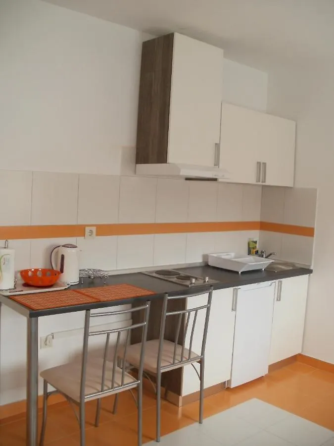 Apartments With A Parking Space Fazana - 7234
